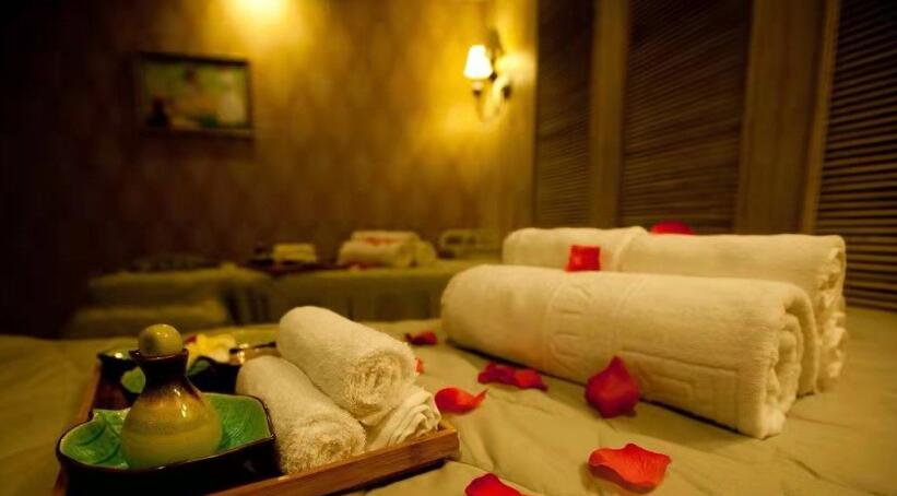 上海松江区高端水疗spa会馆就这样带着清风月静抚慰了光阴悲喜